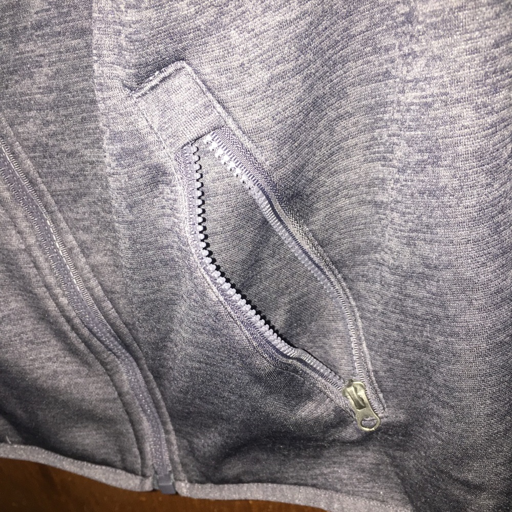 Champion Active Jacket, Size M - Picture 3 of 8